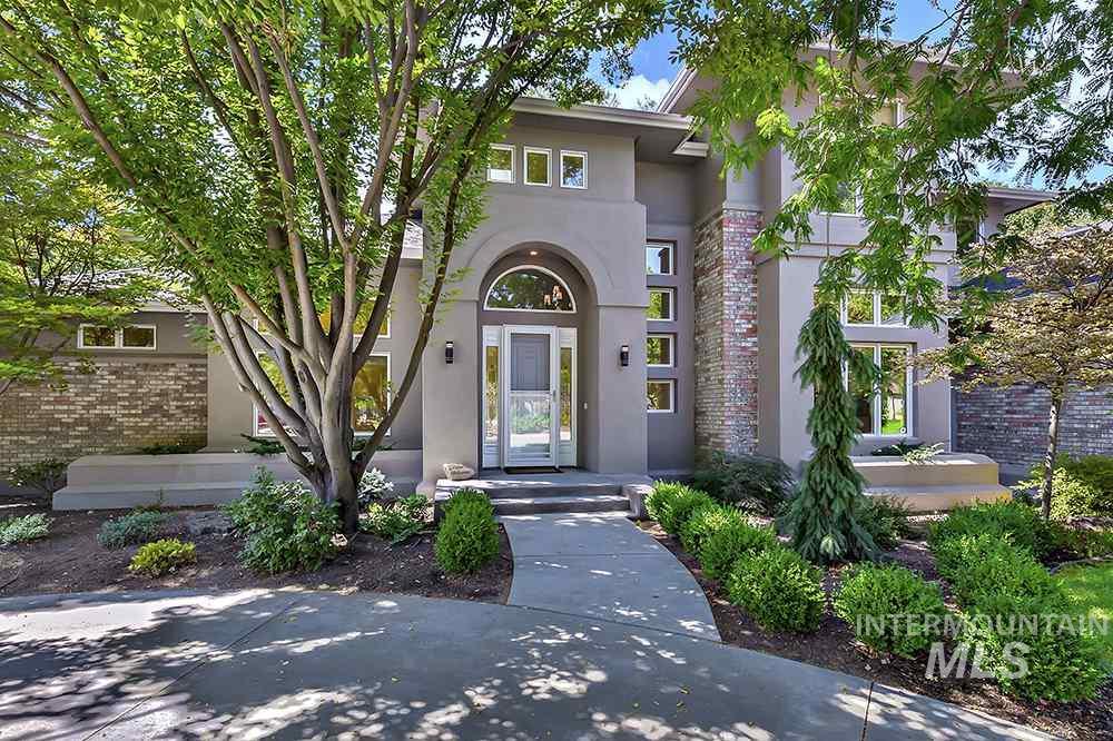6565 Plantation Lane - Photo 1