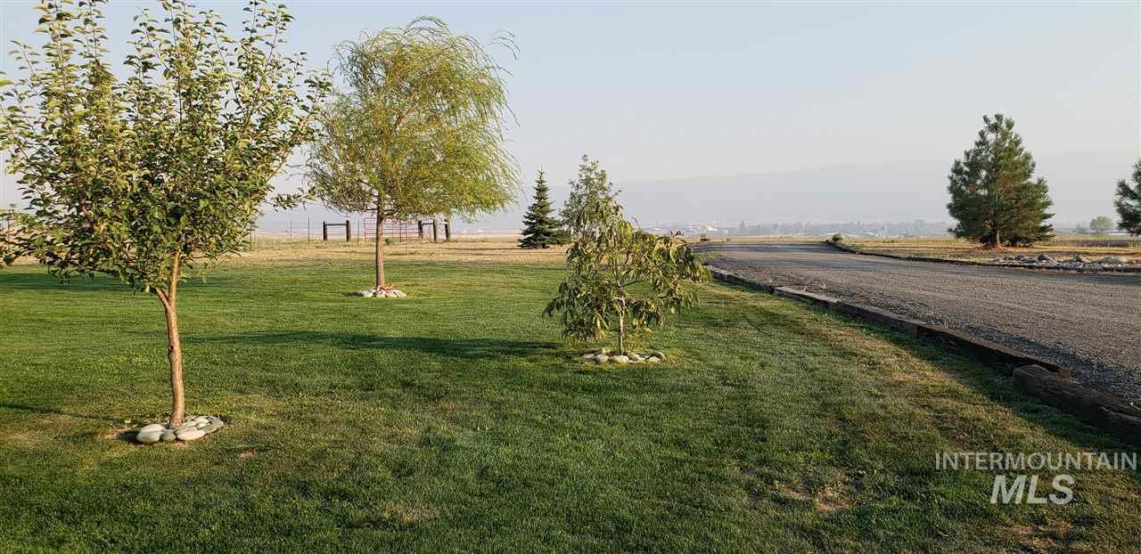 123 Kacey Lane - Photo 1