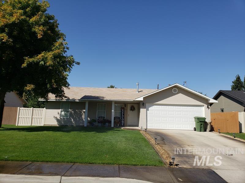 39 10th Ave N - Photo 1