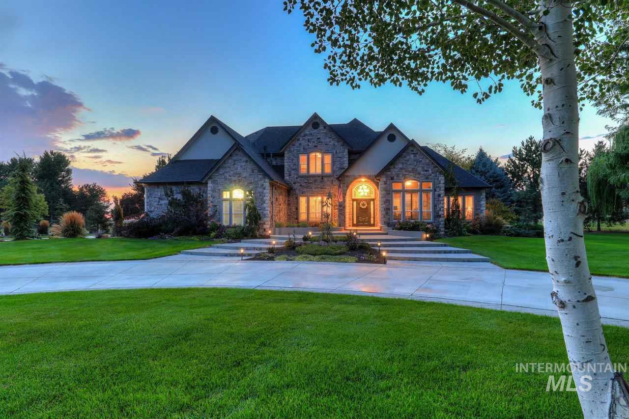 518 Fujii Drive - Photo 1