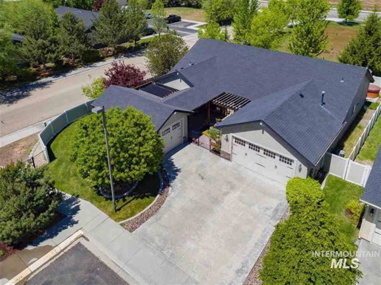 2602 Piccadilly Lane - Photo 1