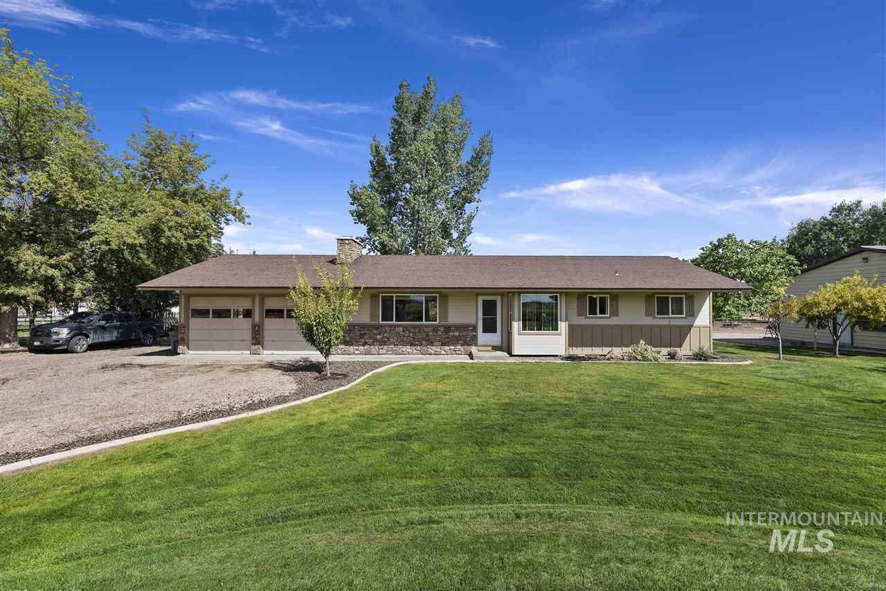 10092 Lake Shore Dr - Photo 1