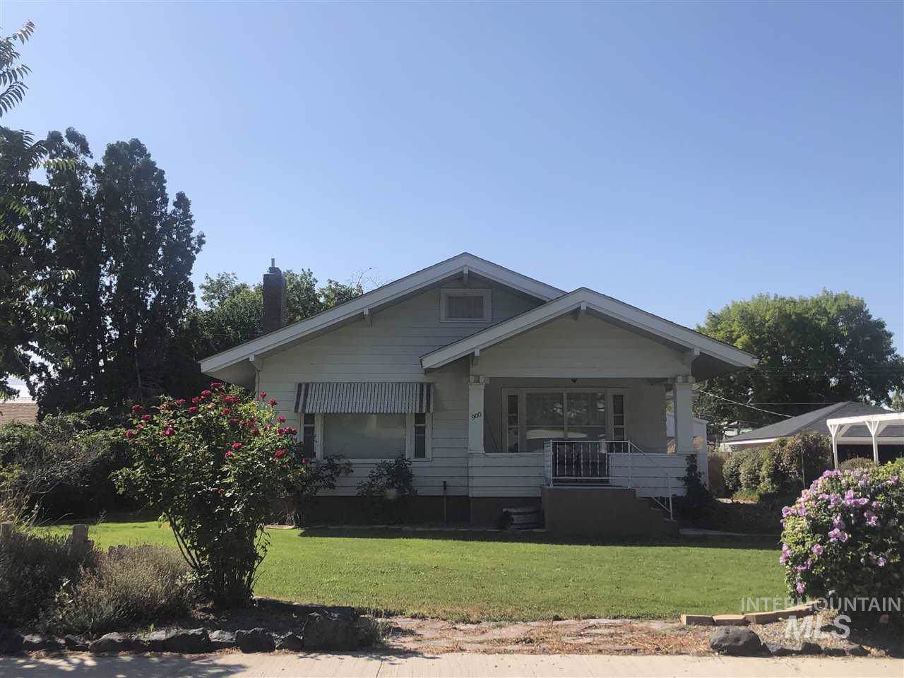 900 Yakima Avenue - Photo 1