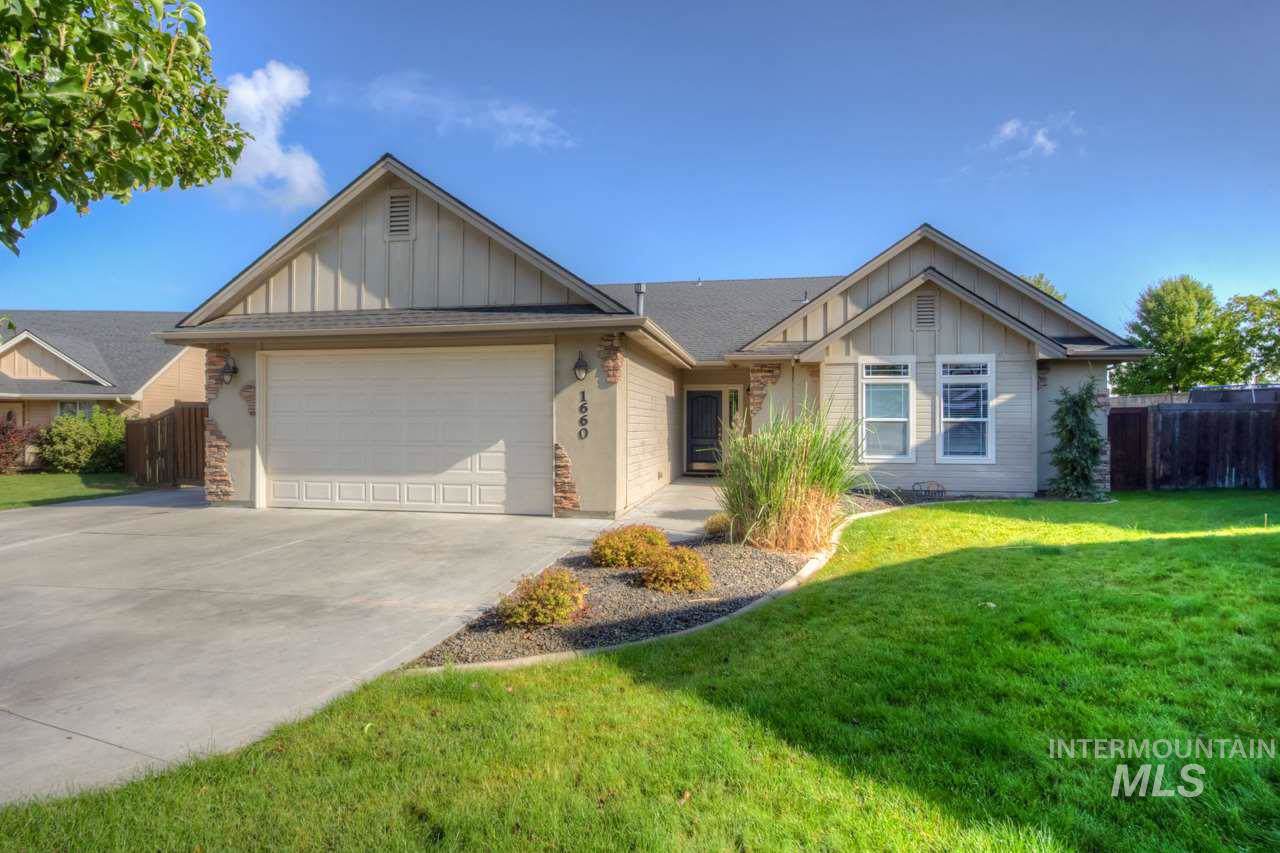 1660 Glade Creek St - Photo 1