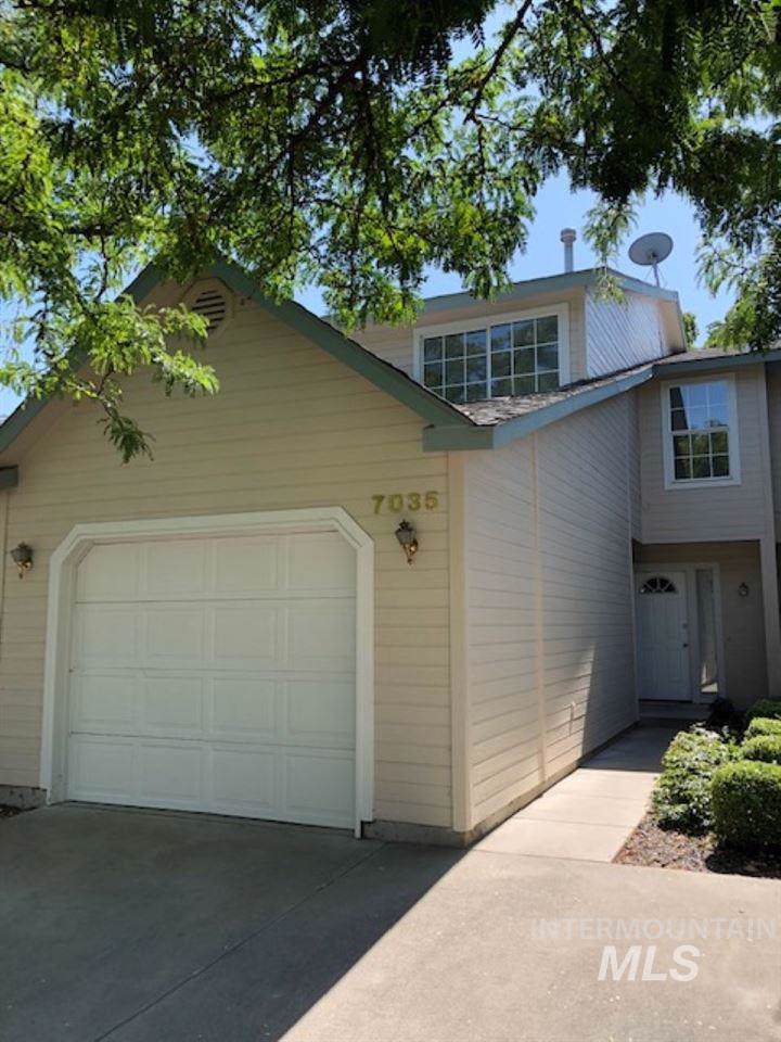 7035 Irving - Photo 1