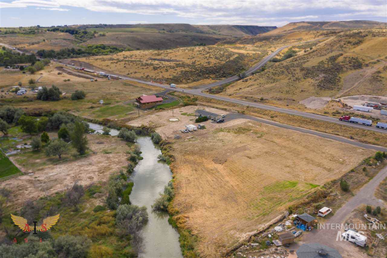 19022 Hwy 30 - Photo 1