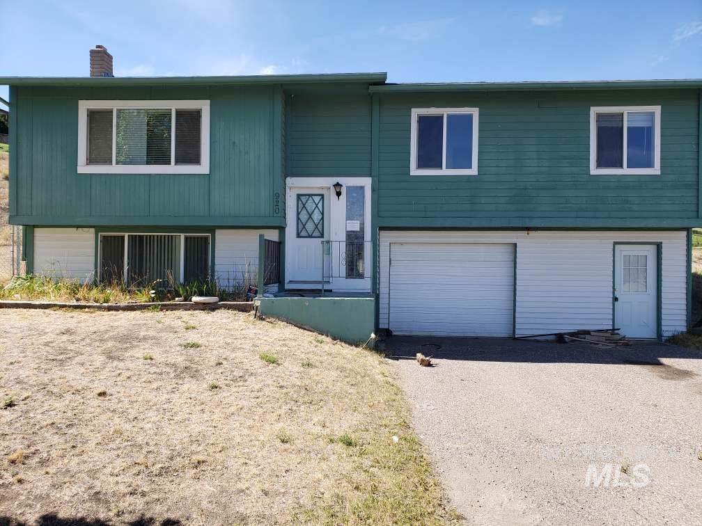 920 10th St. - Photo 1