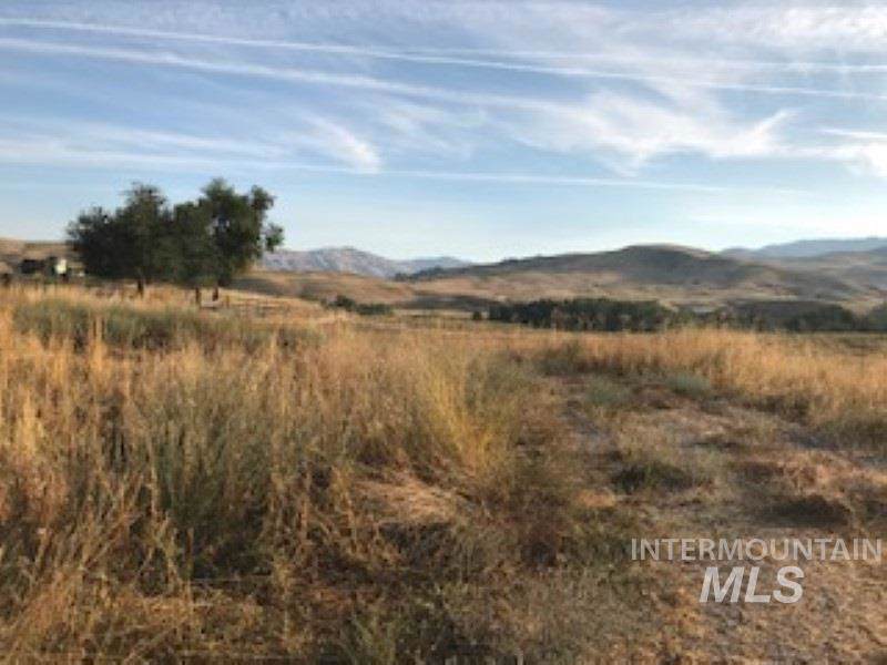 Lot 4 Blk. 2 Drake Lane - Photo 1