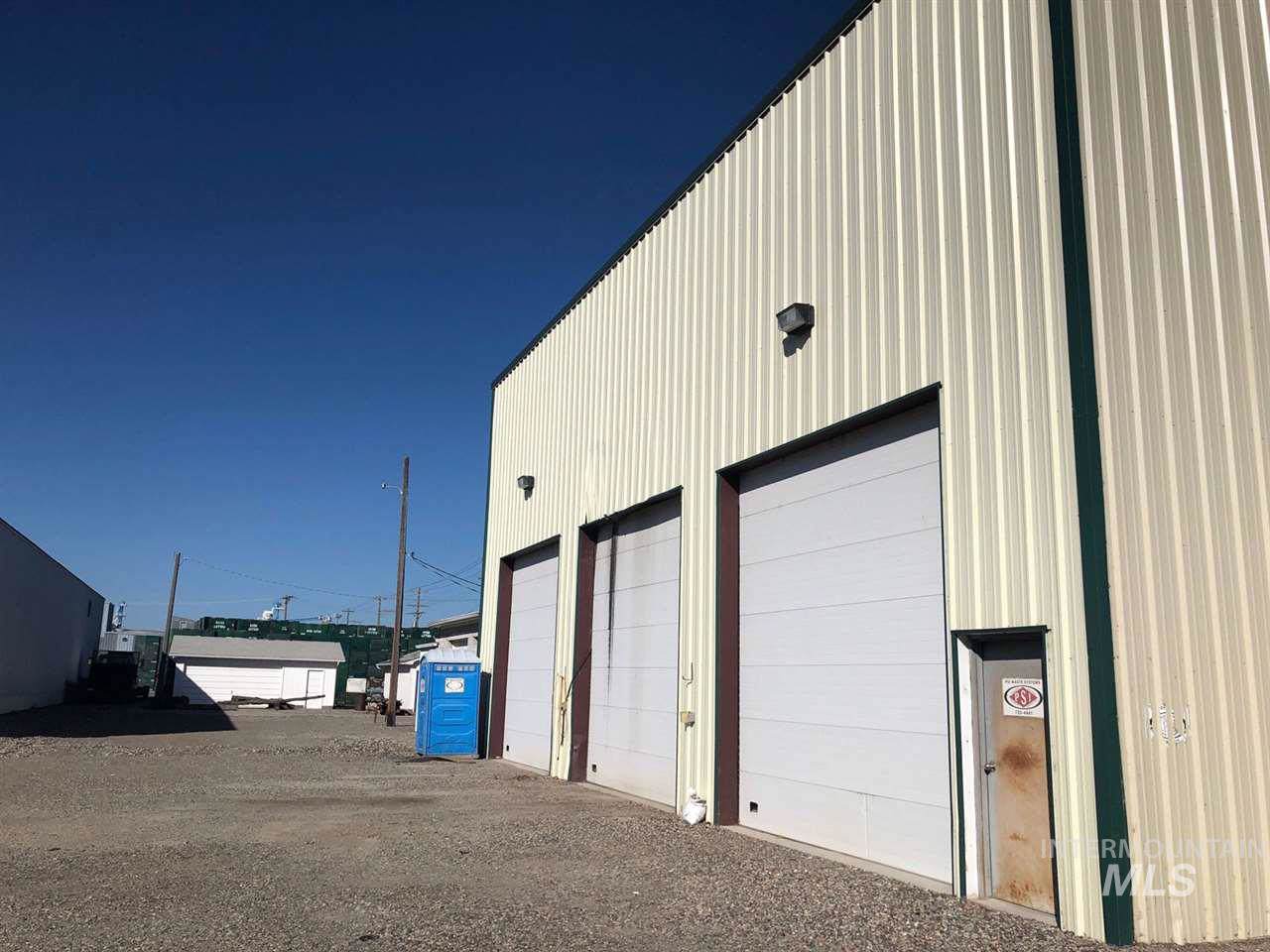 128 Read Avenue - Photo 1