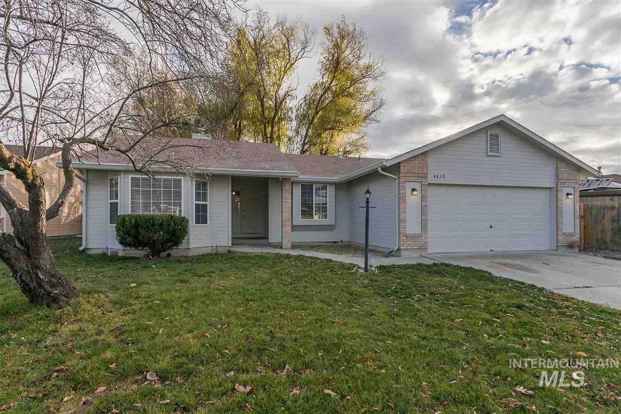 4839 Johns Landing Way - Photo 1