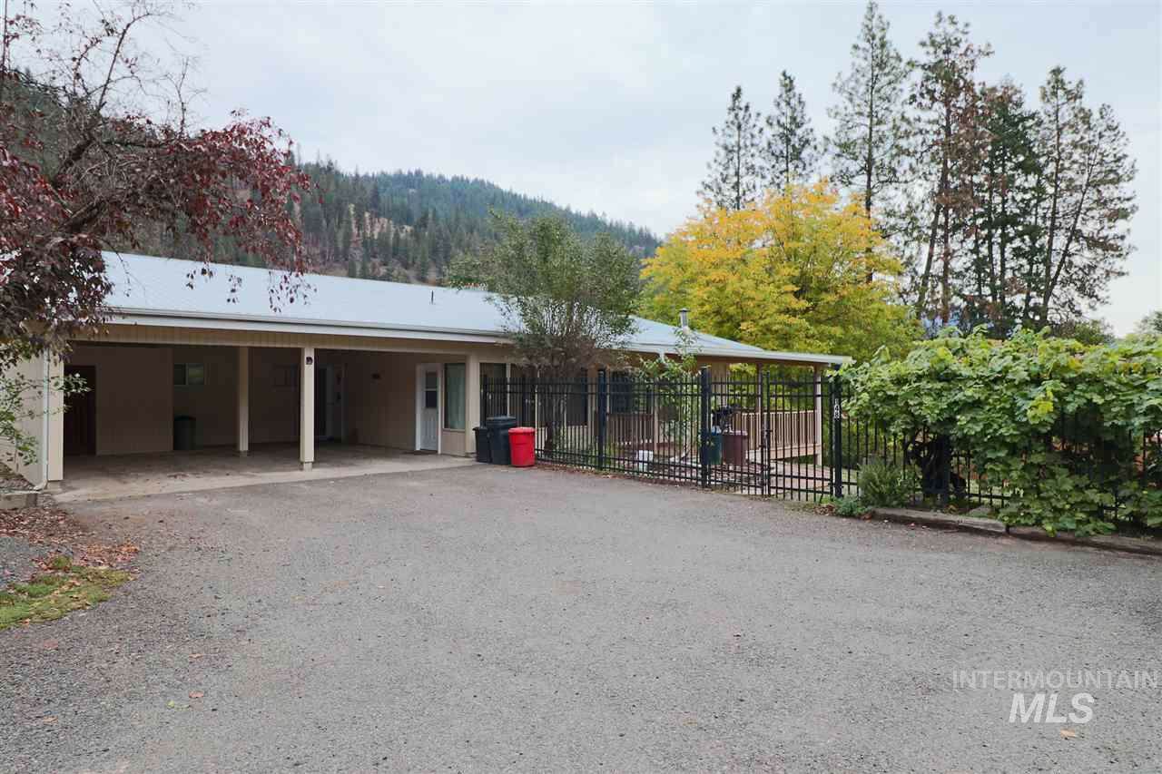 148 118th St. - Photo 1