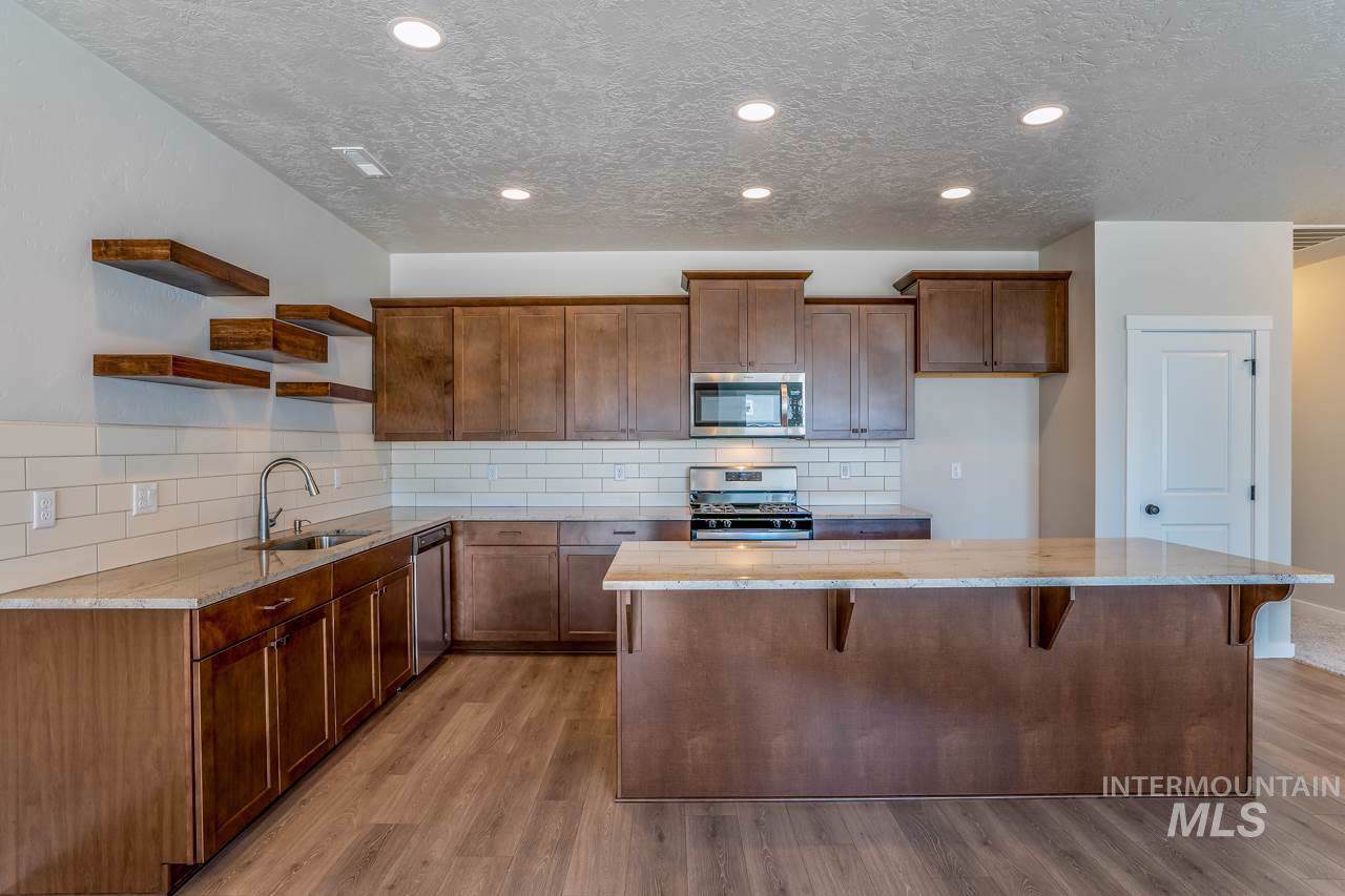 264 Bay Haven Ave - Photo 1