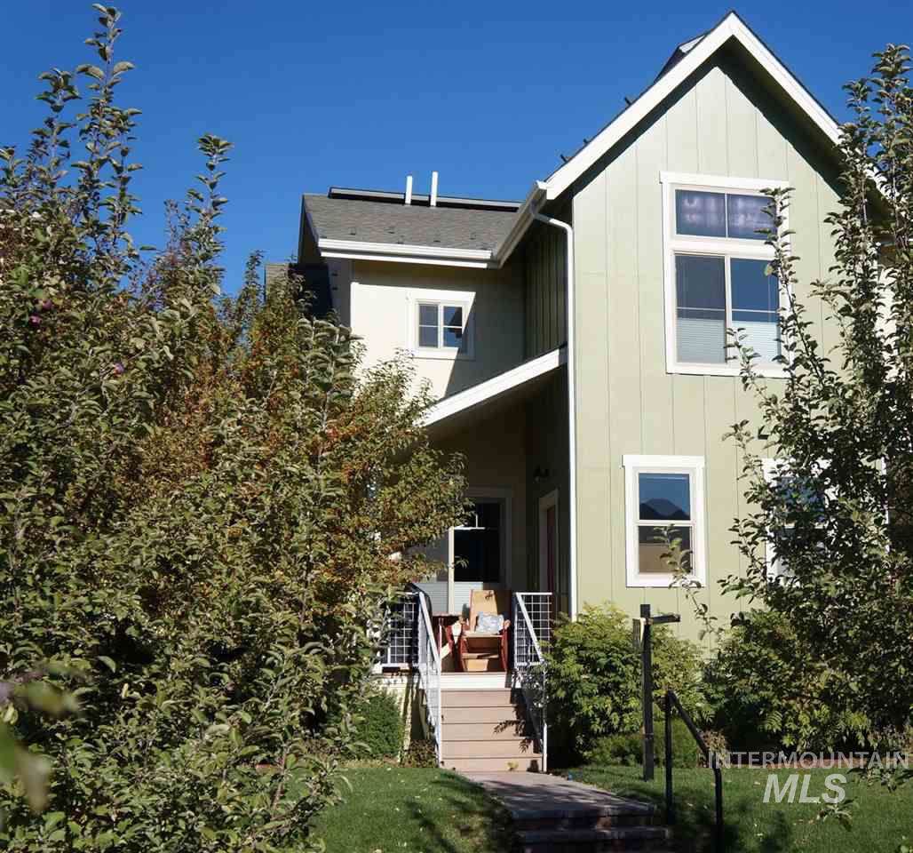 2461 Grange Way - Photo 1