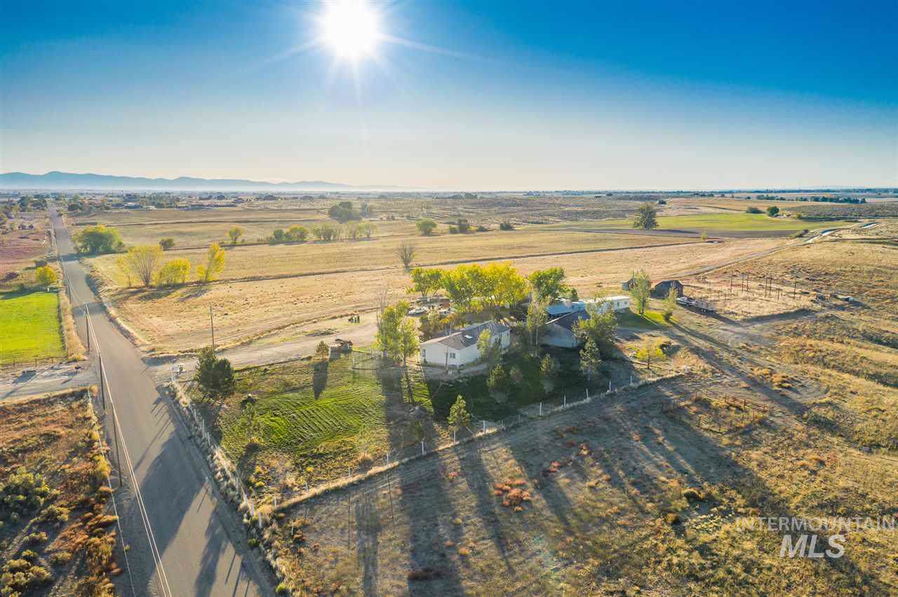 17903 Sand Hollow Rd - Photo 1