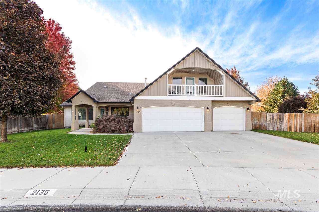 2135 Whitelaw Dr - Photo 1