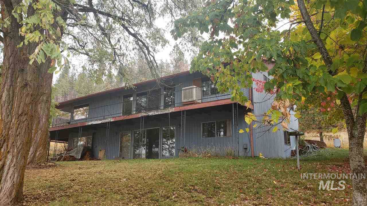 312 Mattoon Road - Photo 1