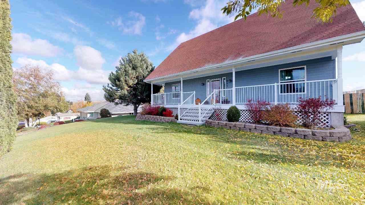 803 Steptoe Street - Photo 1