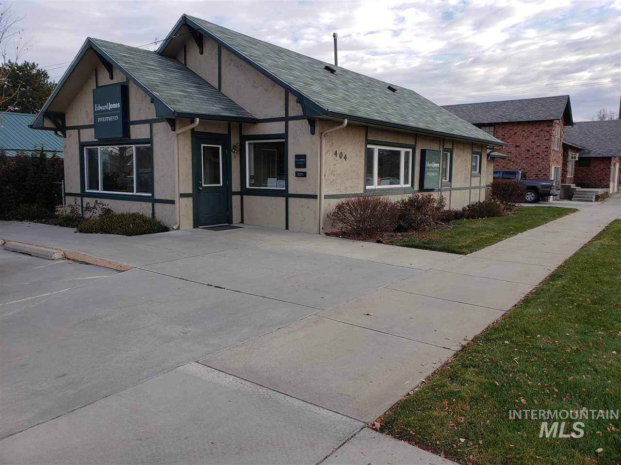 404 S Washington Ave - Photo 1