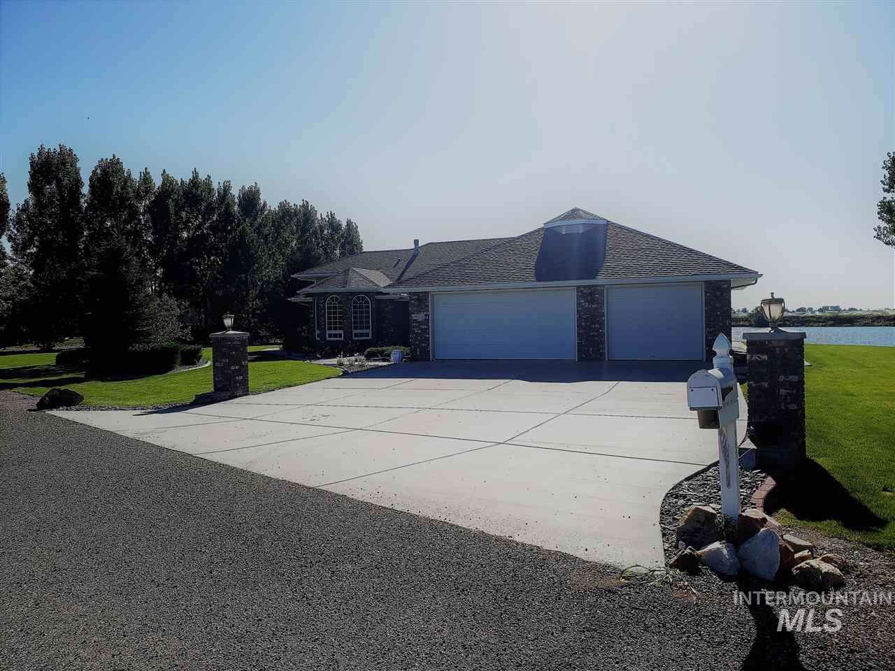 236 N 840 E - Photo 1