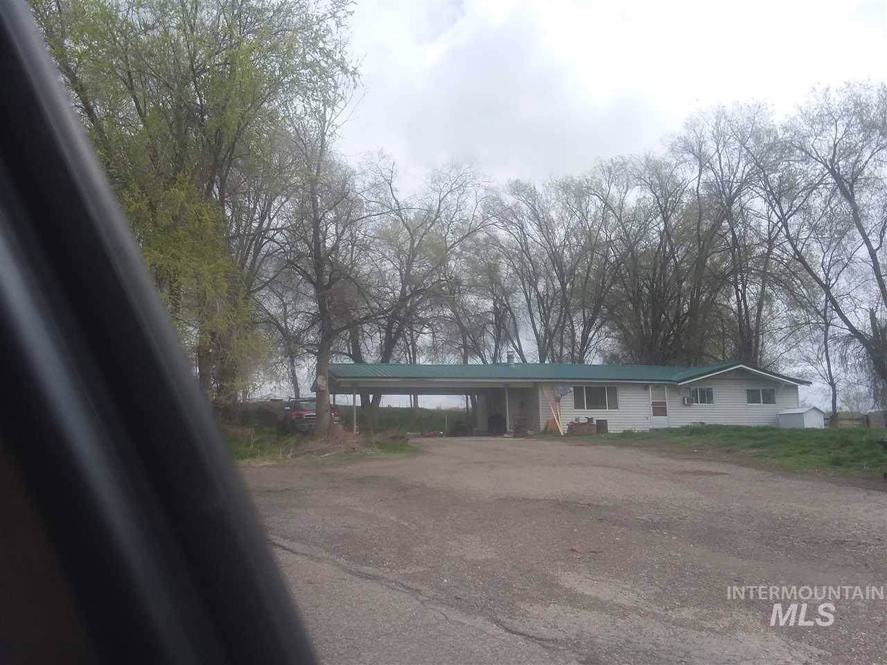 818 Primrose Road - Photo 1