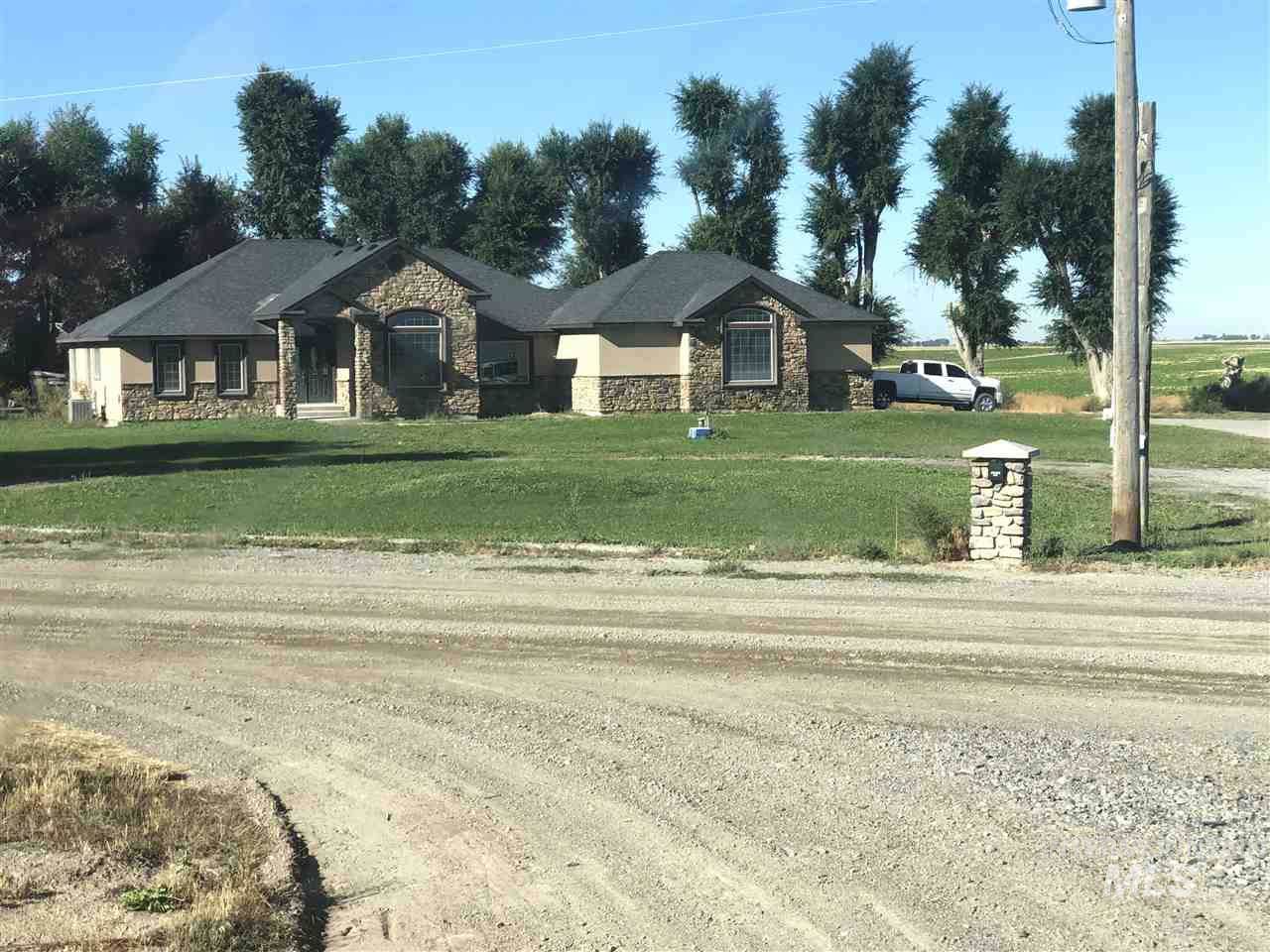 453 300 West - Photo 1
