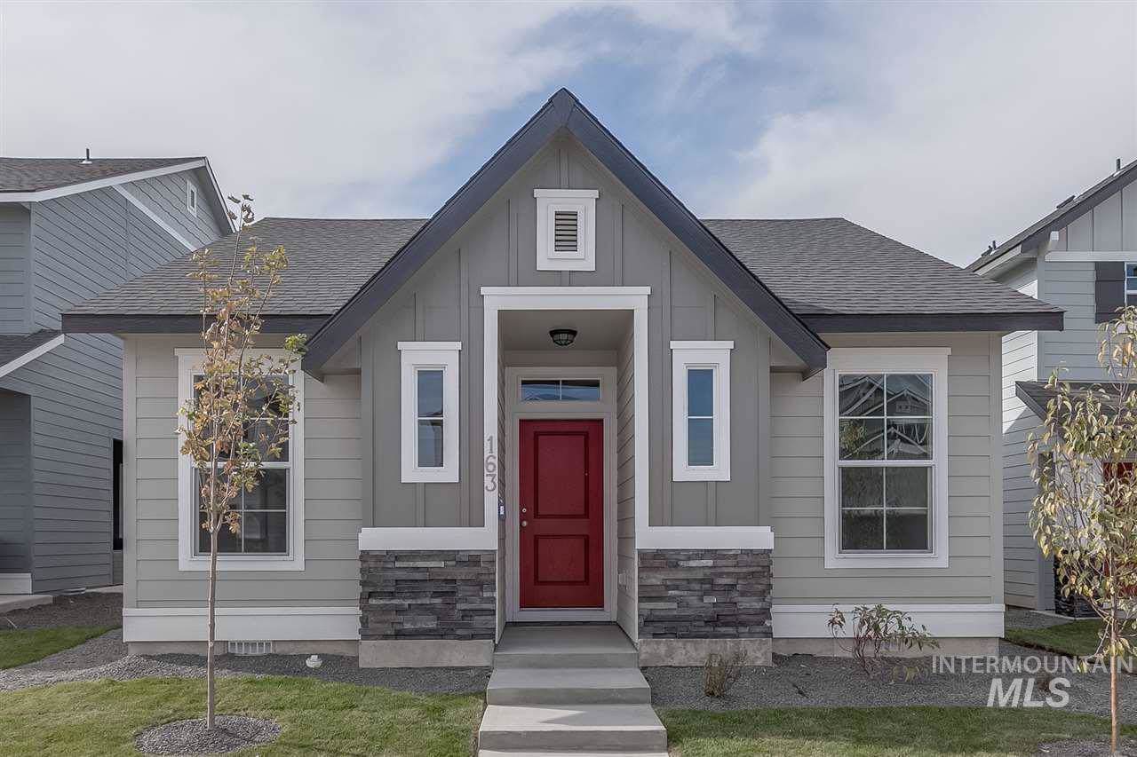 132 Echo Canyon Ave - Photo 1