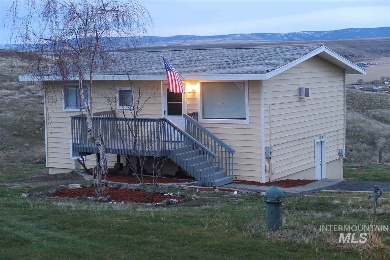 1502 Richardson - Photo 1