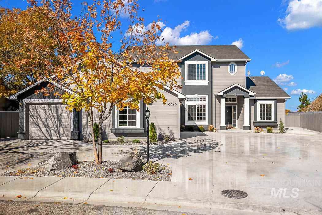 8676 Thunder Mountain Dr - Photo 1