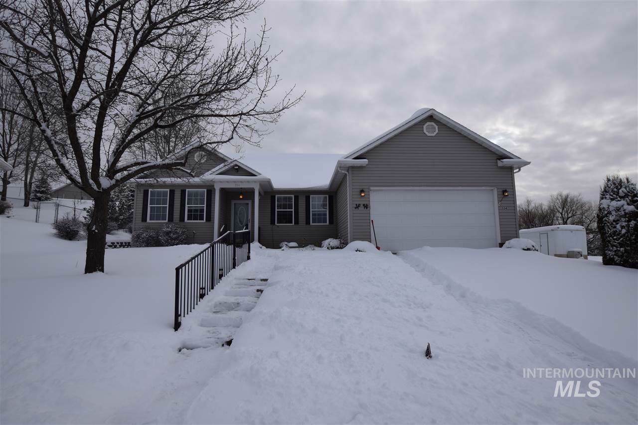 534 Dawn Drive - Photo 1
