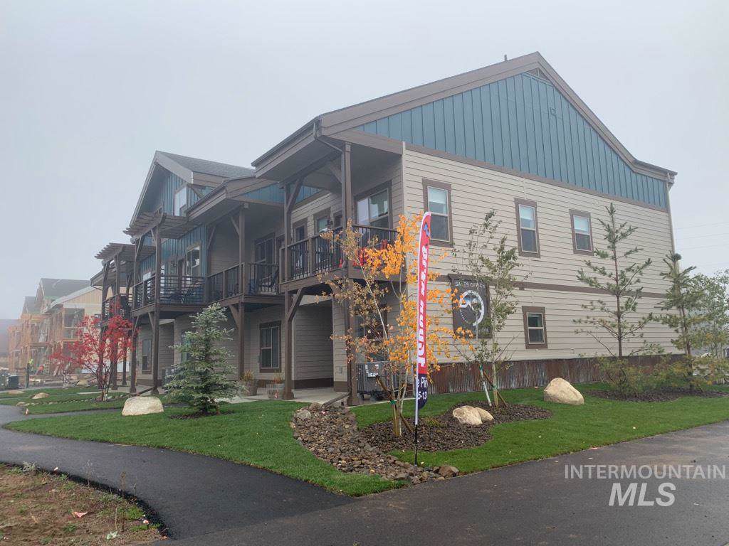 113 Broken Pine Lane - Photo 1