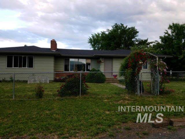 817 5th Street - Photo 1