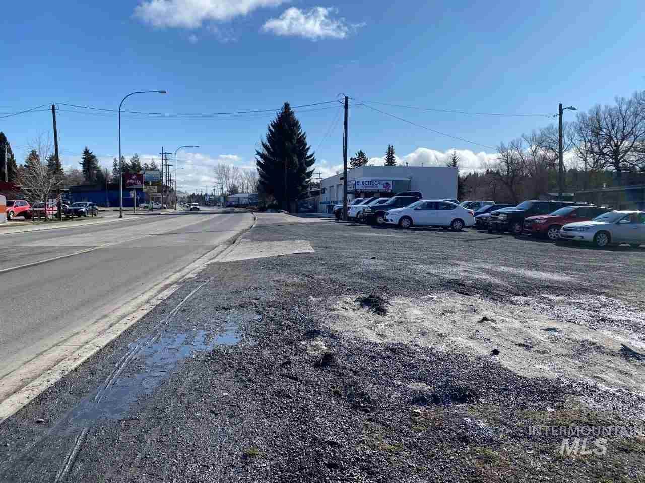 211 Troy Highway - Photo 1 211 Troy Highway - Photo 1