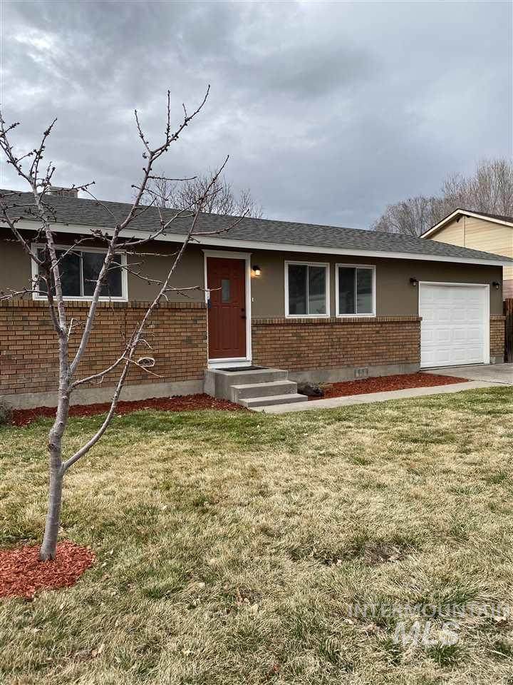 416 Chestnut - Photo 1