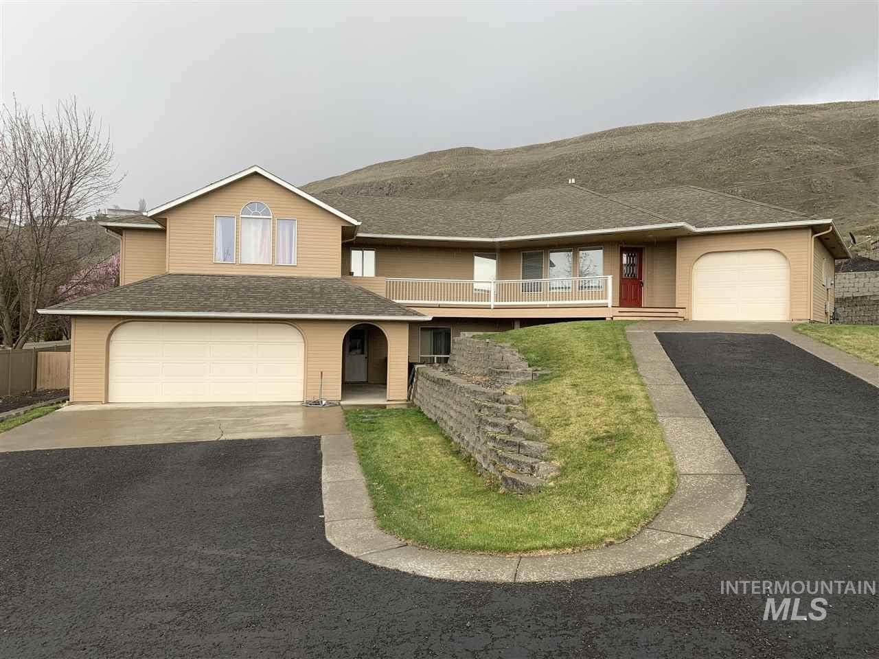 358 Reservoir Dr. - Photo 1