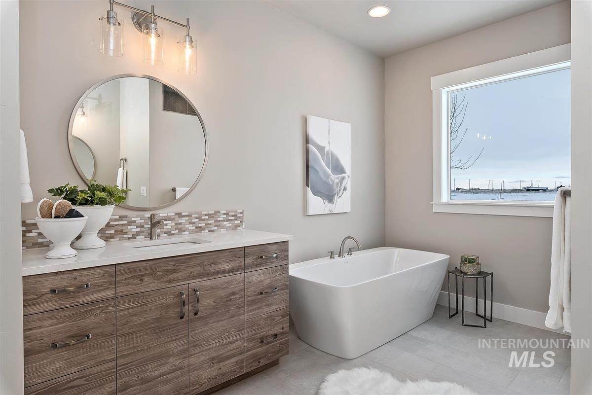 1488 Cerulean St - Photo 1