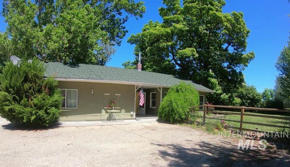 8596 Hwy 52 - Photo 1