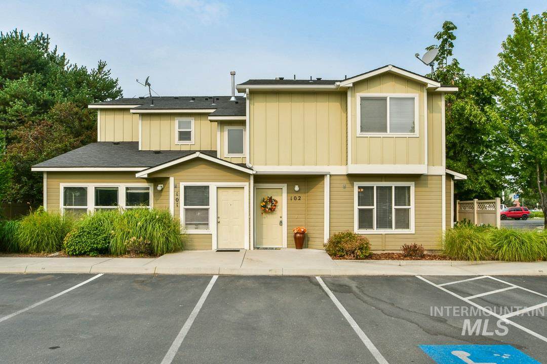 11073 Garverdale - Photo 1