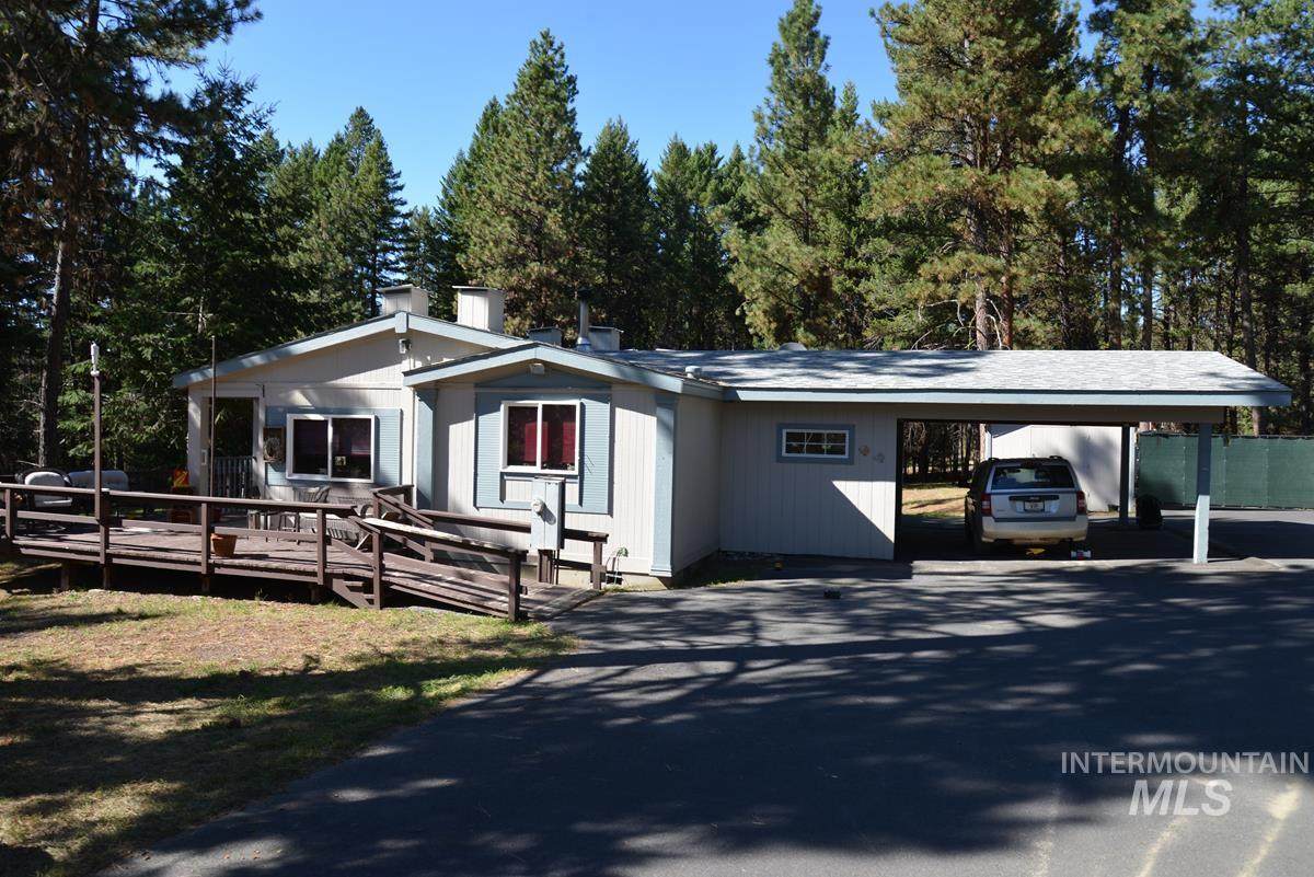 43529 Yellow Pine Ave - Photo 1