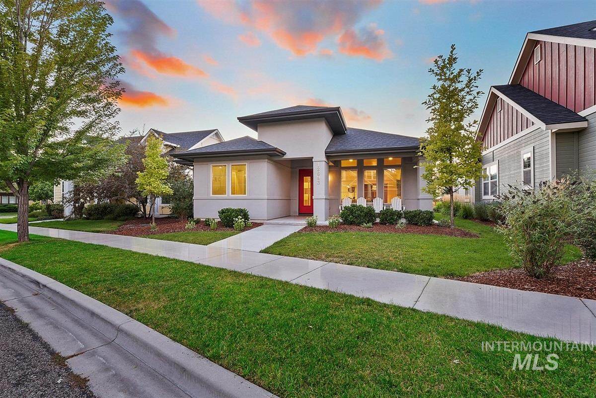 12693 14th Ave - Photo 1
