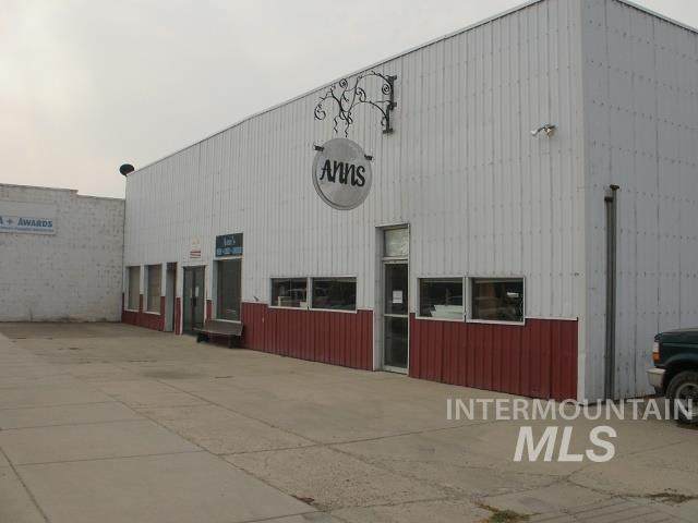 227 & 229 Plymouth Ave - Photo 1