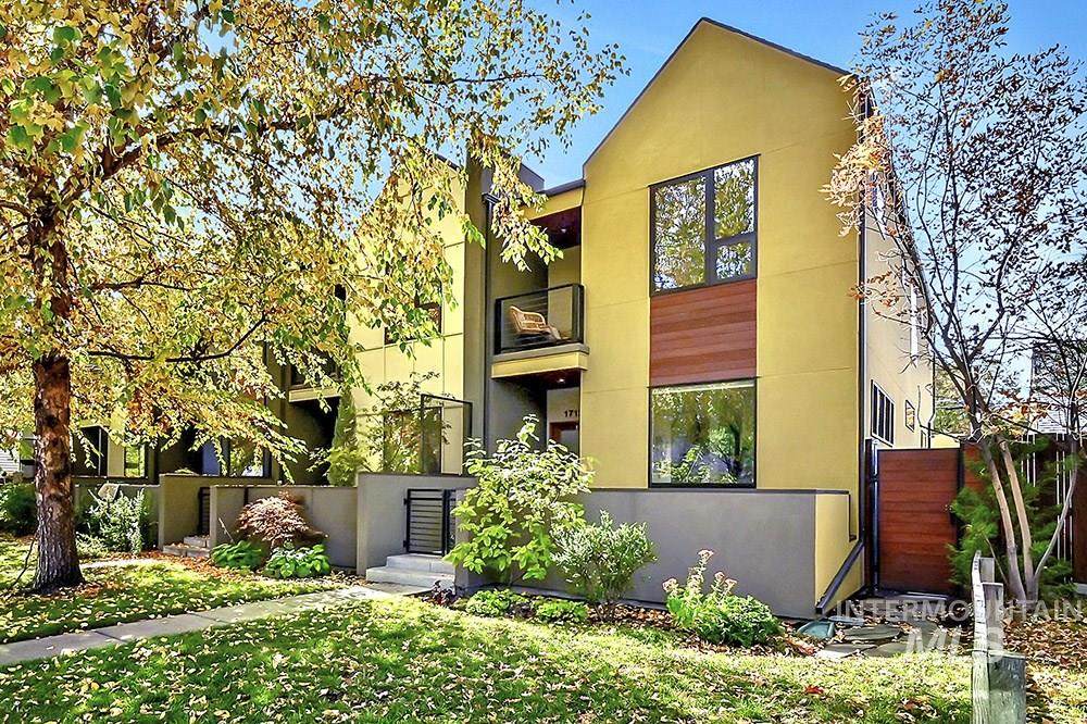 1713 13th Street - Photo 1