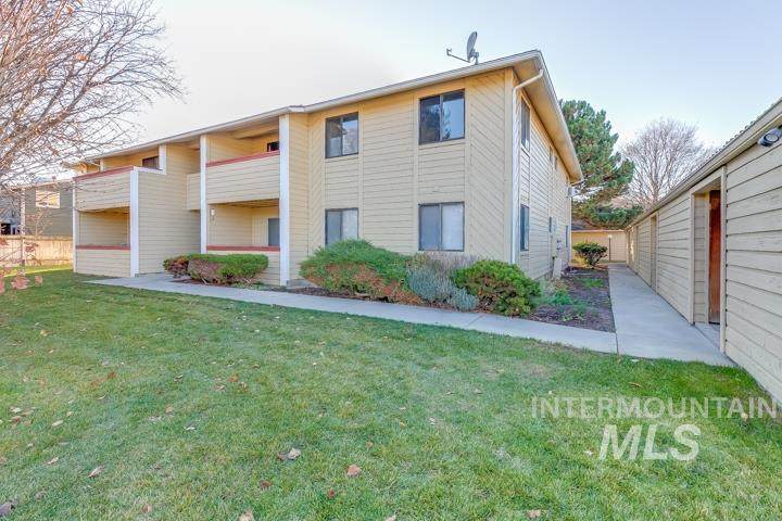 6833 Colehaven - Photo 1