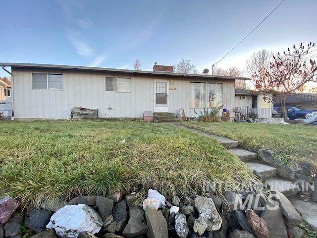 1522 Alder Ave - Photo 1