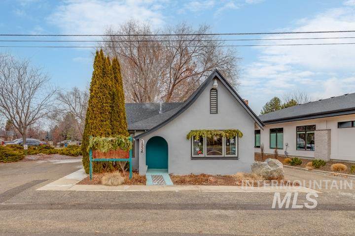 1336 State St - Photo 1