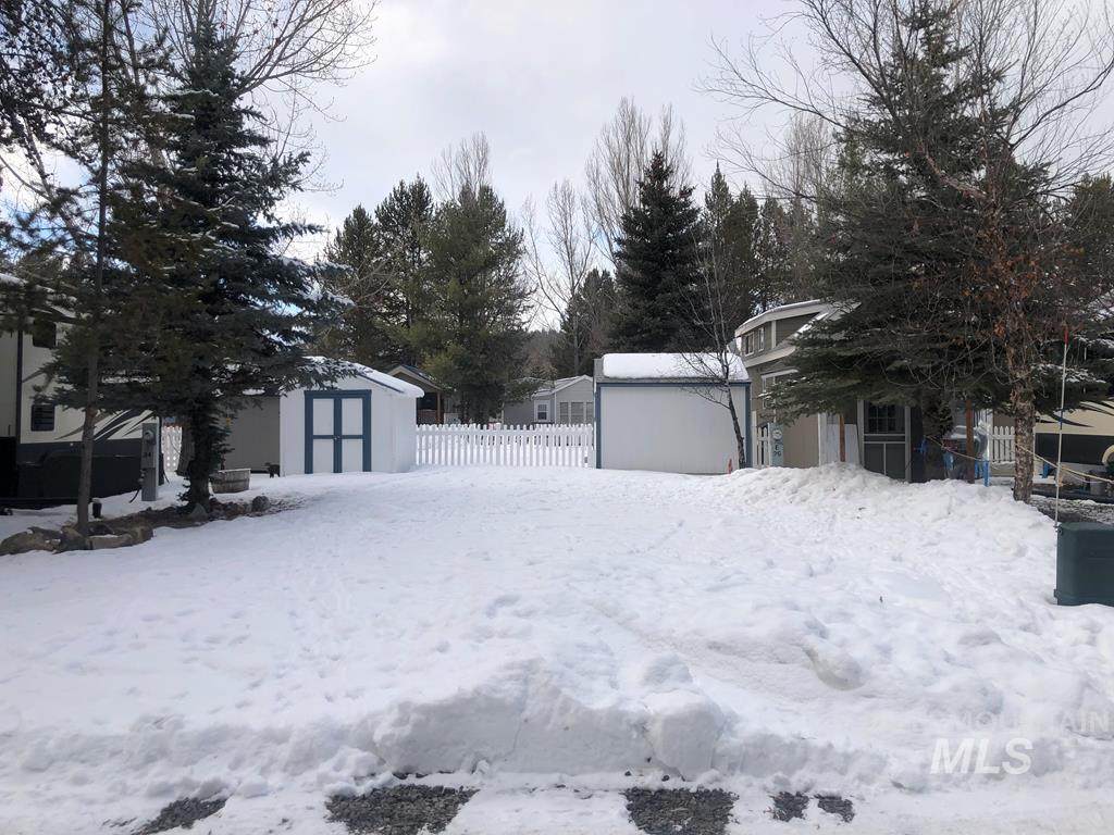 26 E St - Photo 1