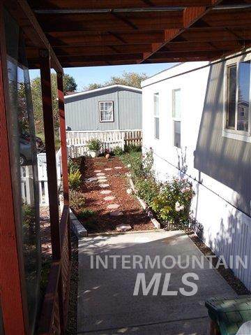 514 Clarence Lane - Photo 1