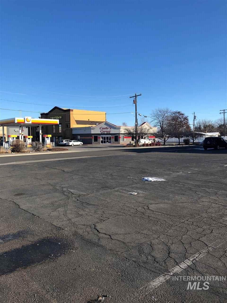 1230 Blue Lakes Blvd N - Photo 1