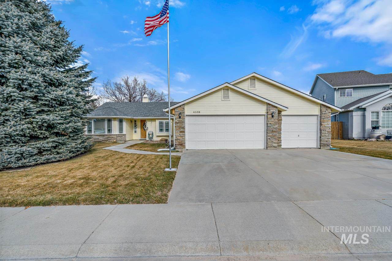 4358 Chinook Ave - Photo 1