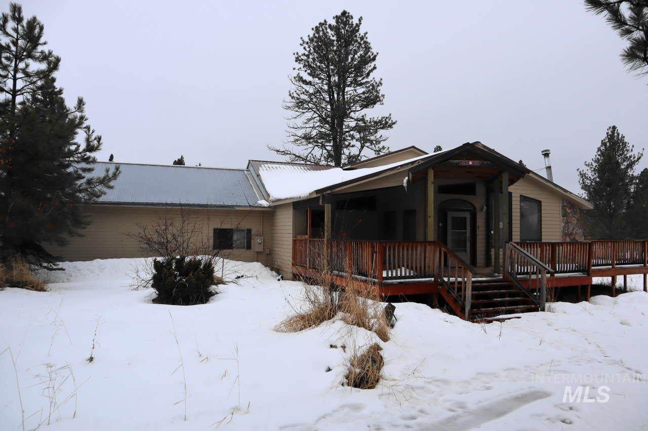 1231 Forest Road - Photo 1