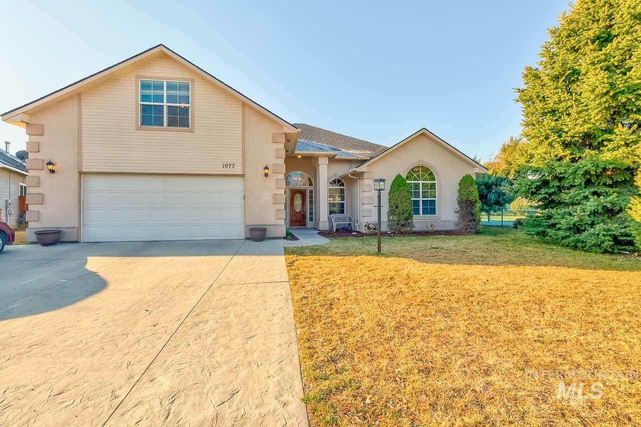 1077 Big Creek Circle - Photo 1